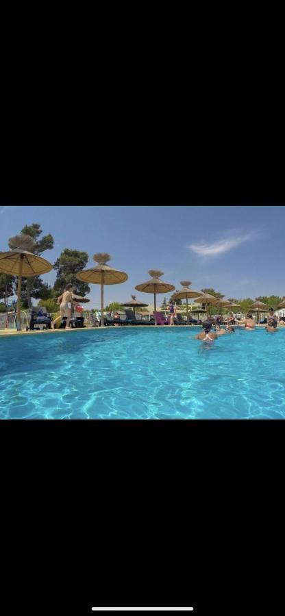 Camping 4 Etoiles Le Bosc Saint Cyrpien Mobil Home 外观 照片